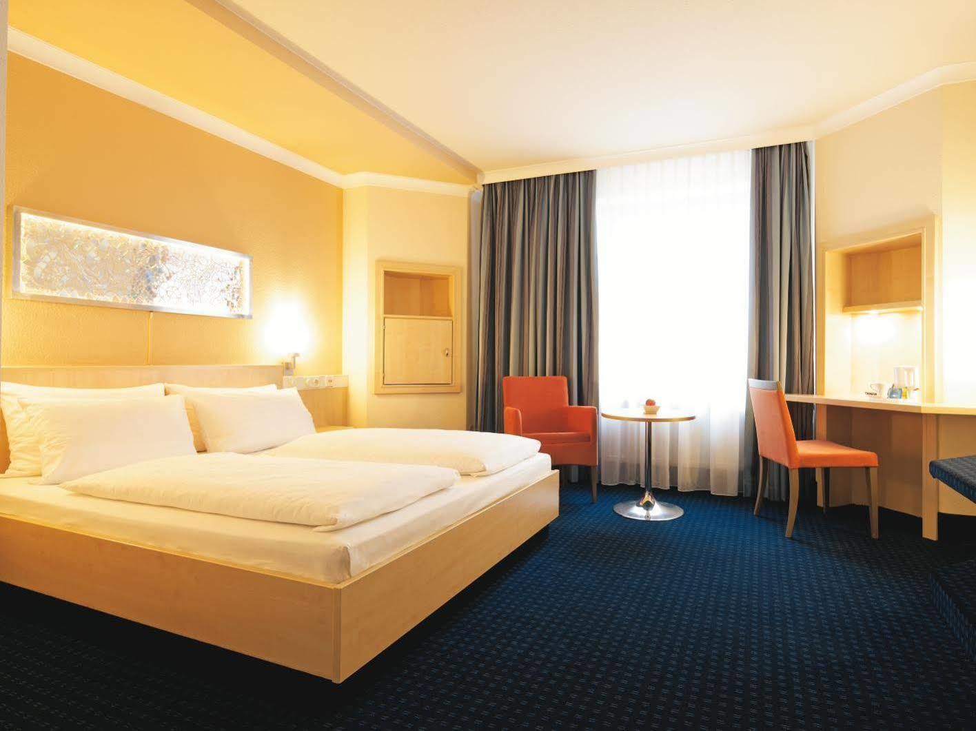 Intercityhotel Nuernberg Екстер'єр фото