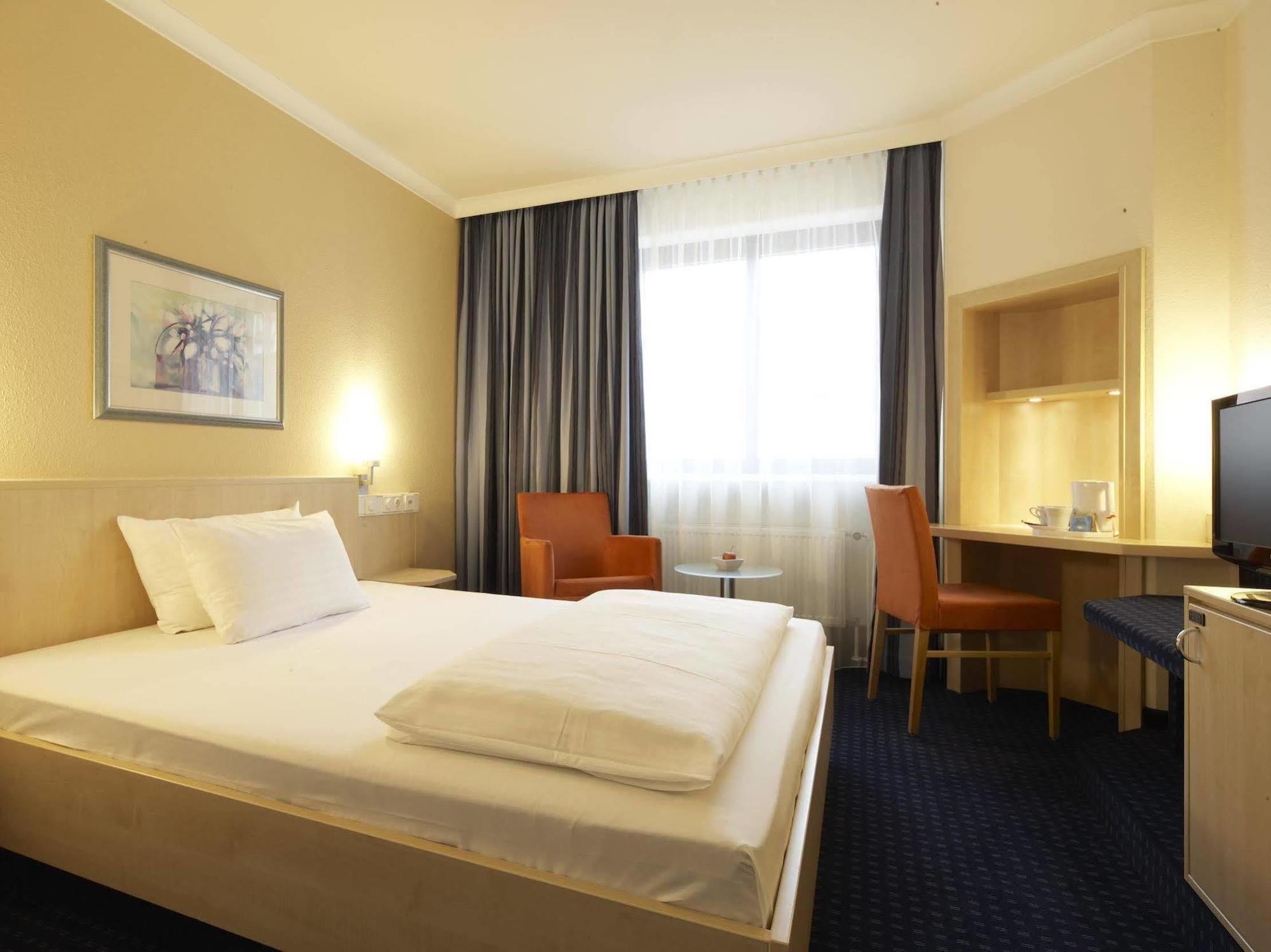 Intercityhotel Nuernberg Екстер'єр фото
